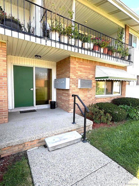 Tiny photo for 29179 Longview Avenue #18, Warren City, MI 48093 (MLS # 20261083209)