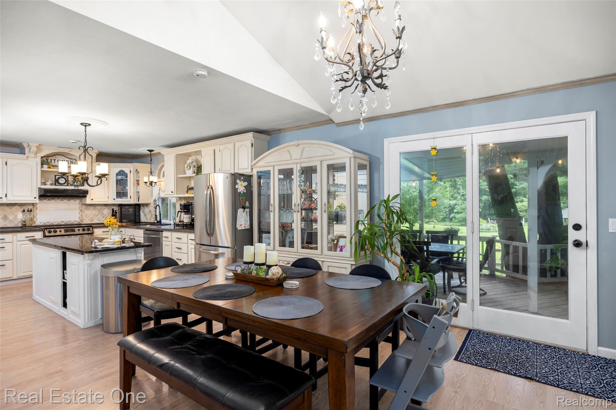 3439 N Mill Road