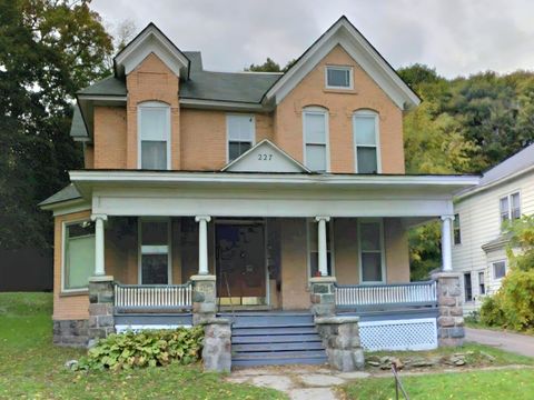 227 Douglas Avenue Kalamazoo City MI 49007