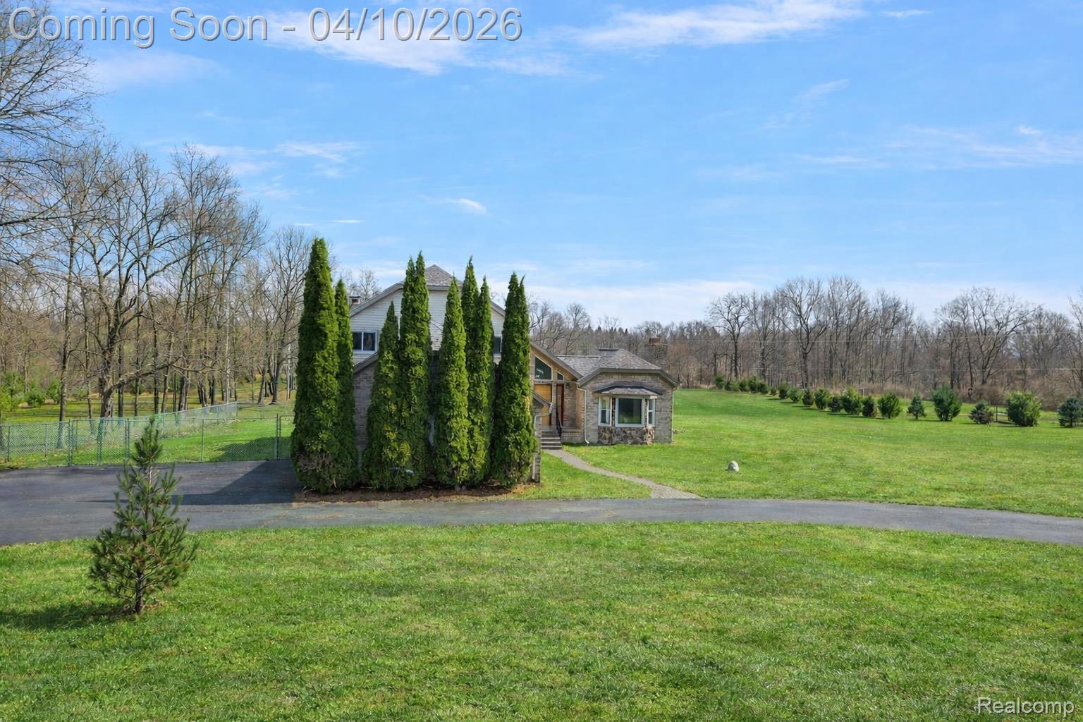 3105 Hickory Ridge Drive