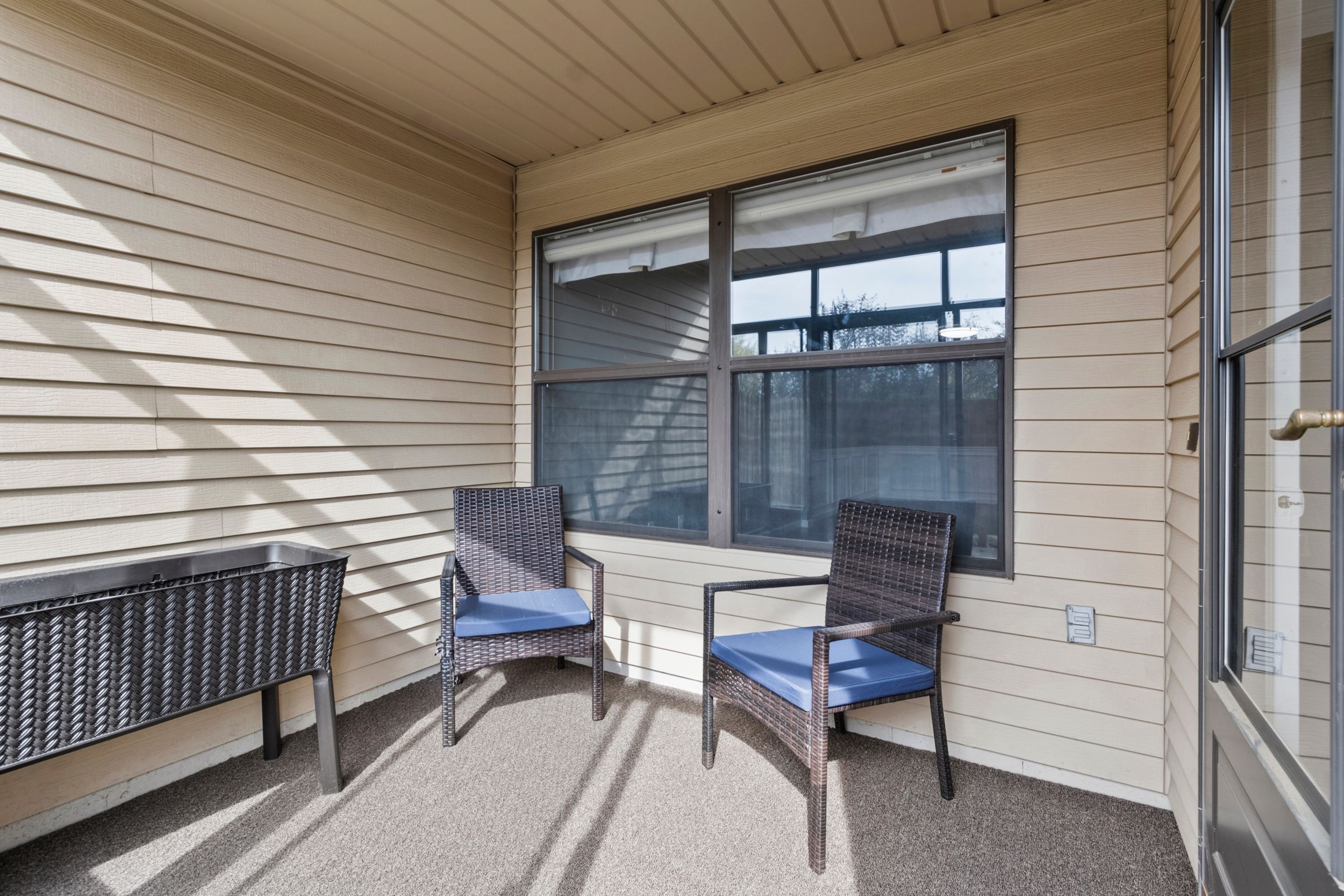 19231 SURREY Lane 35