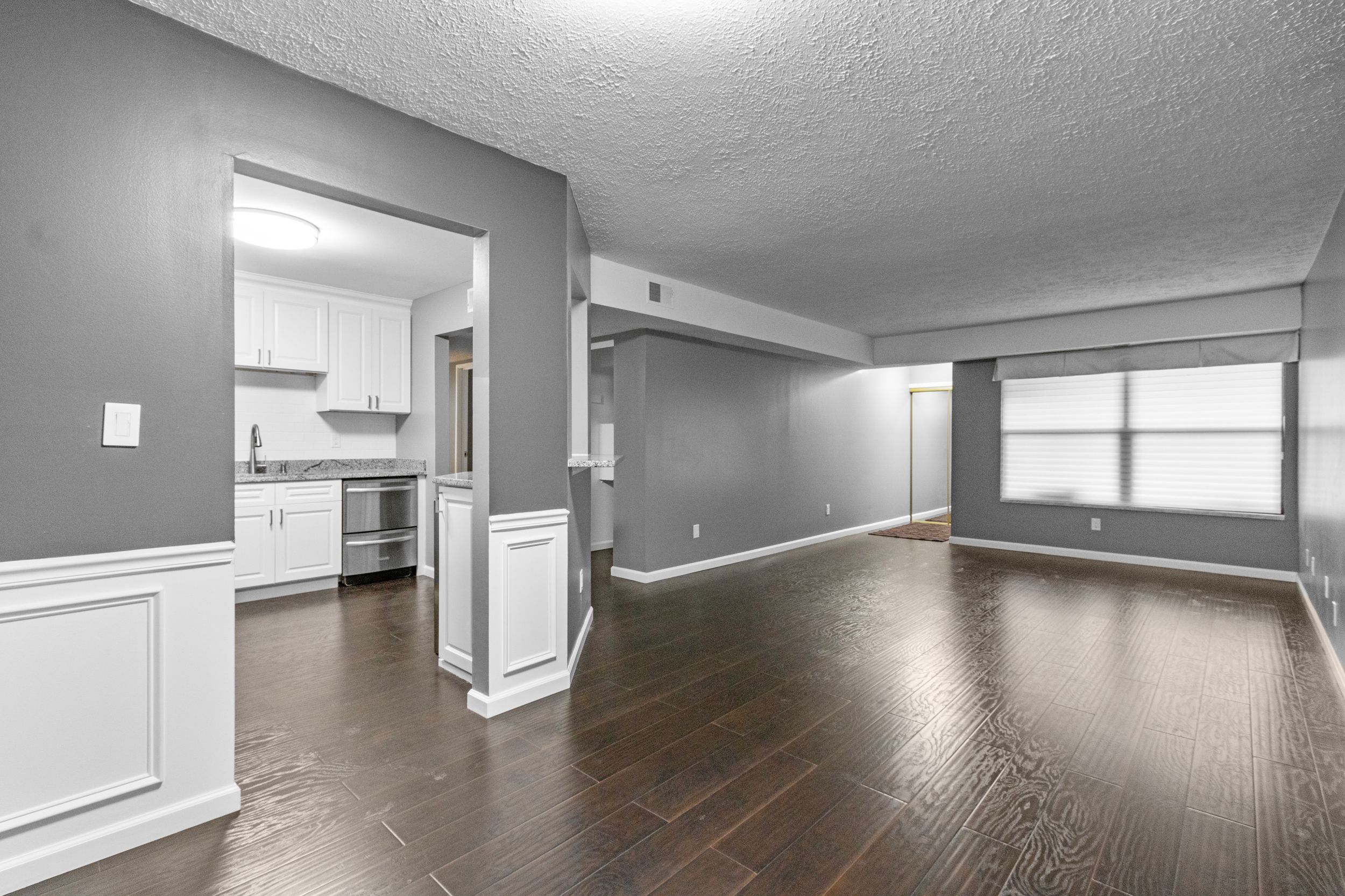 19231 SURREY Lane 35