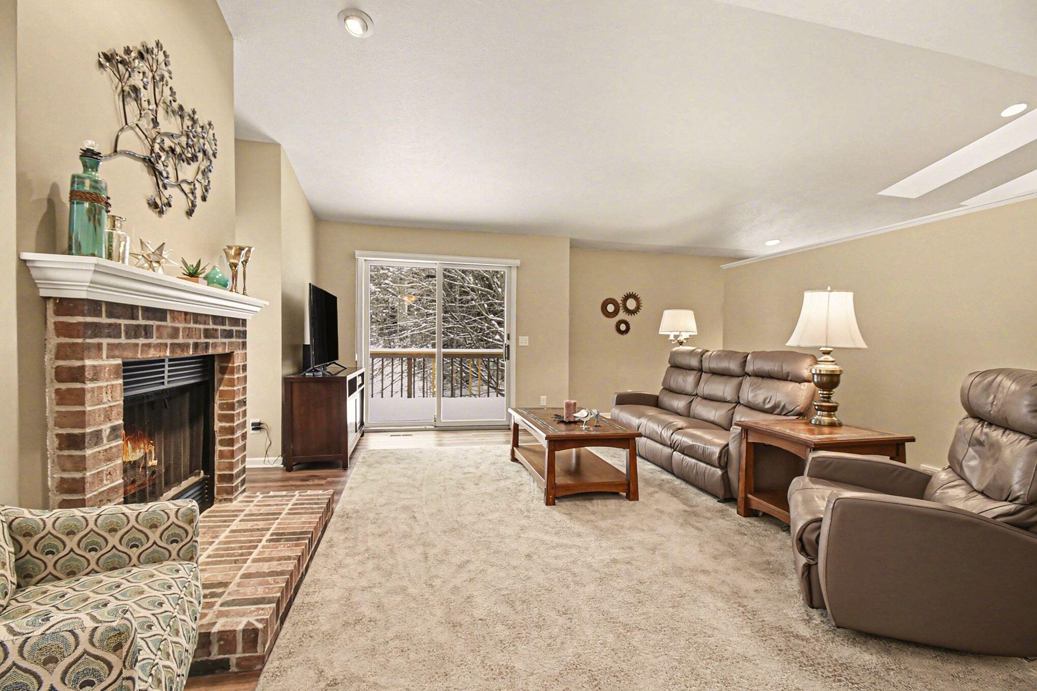 2174 Edington Drive SE