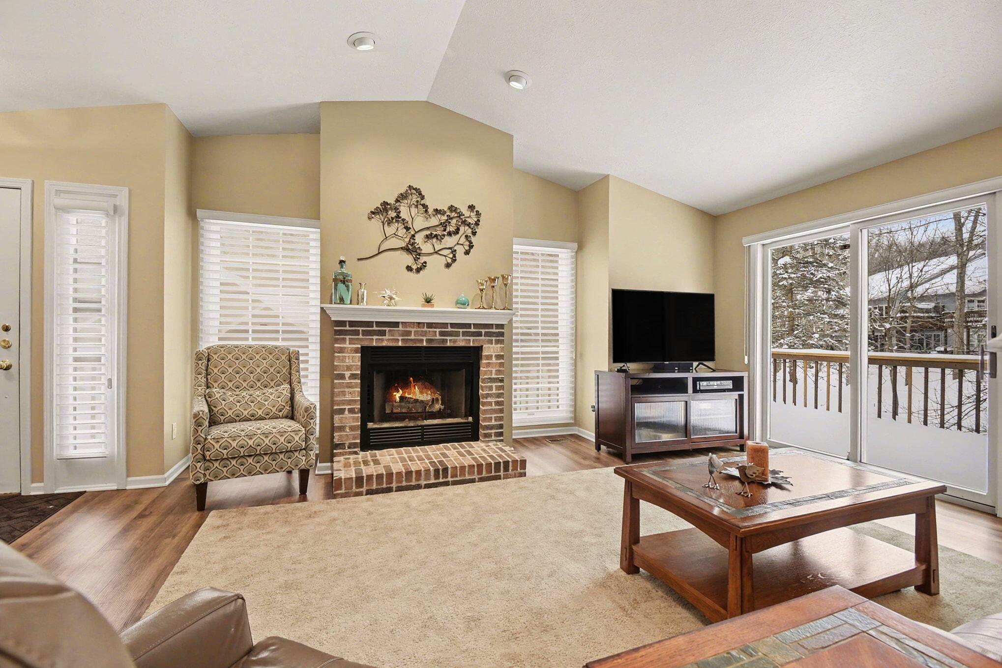 2174 Edington Drive SE