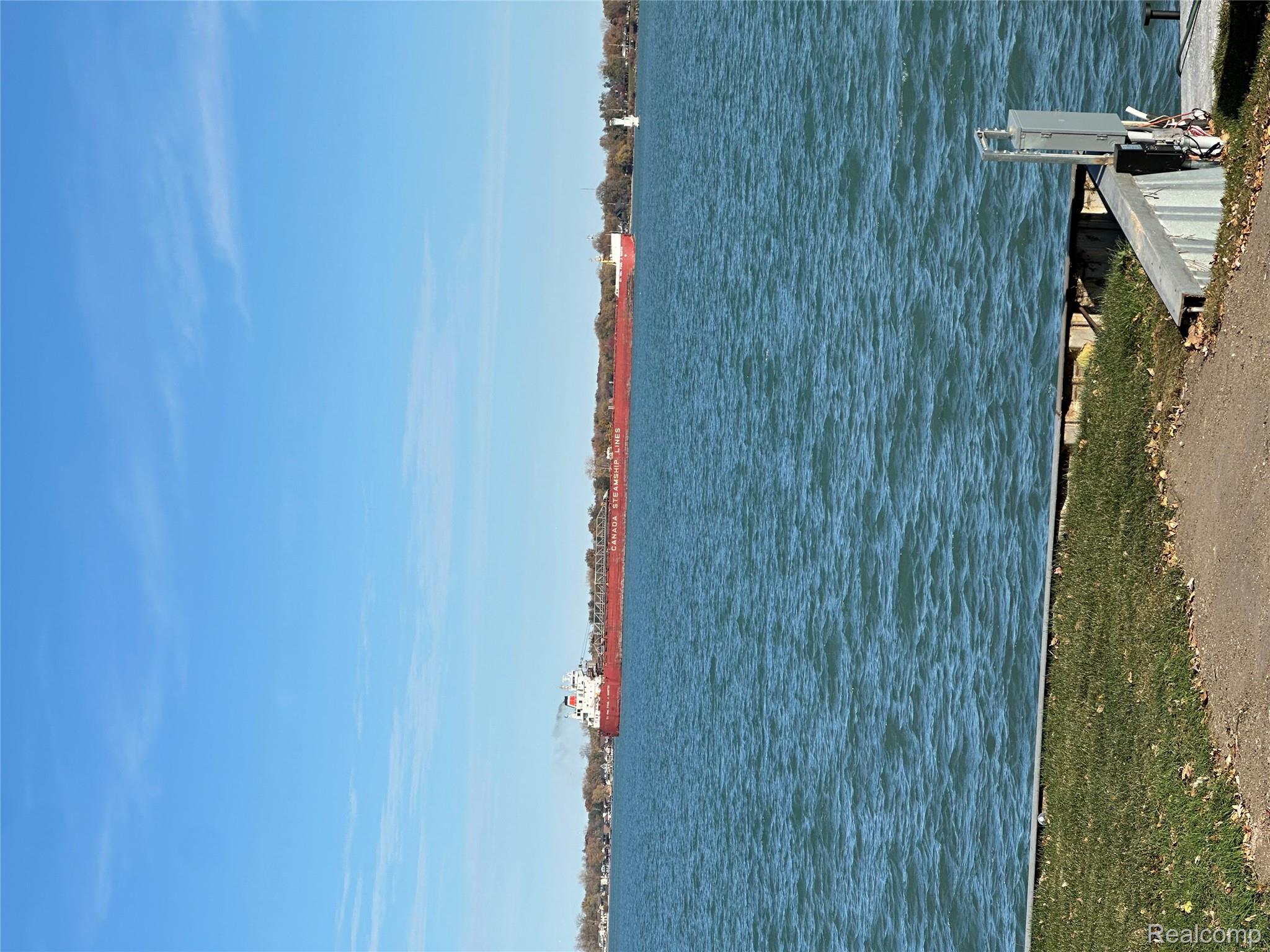 Grosse Ile Township, Michigan 48138, United States, 3 Bedrooms Bedrooms, ,2 BathroomsBathrooms,Residential,Pending,234172