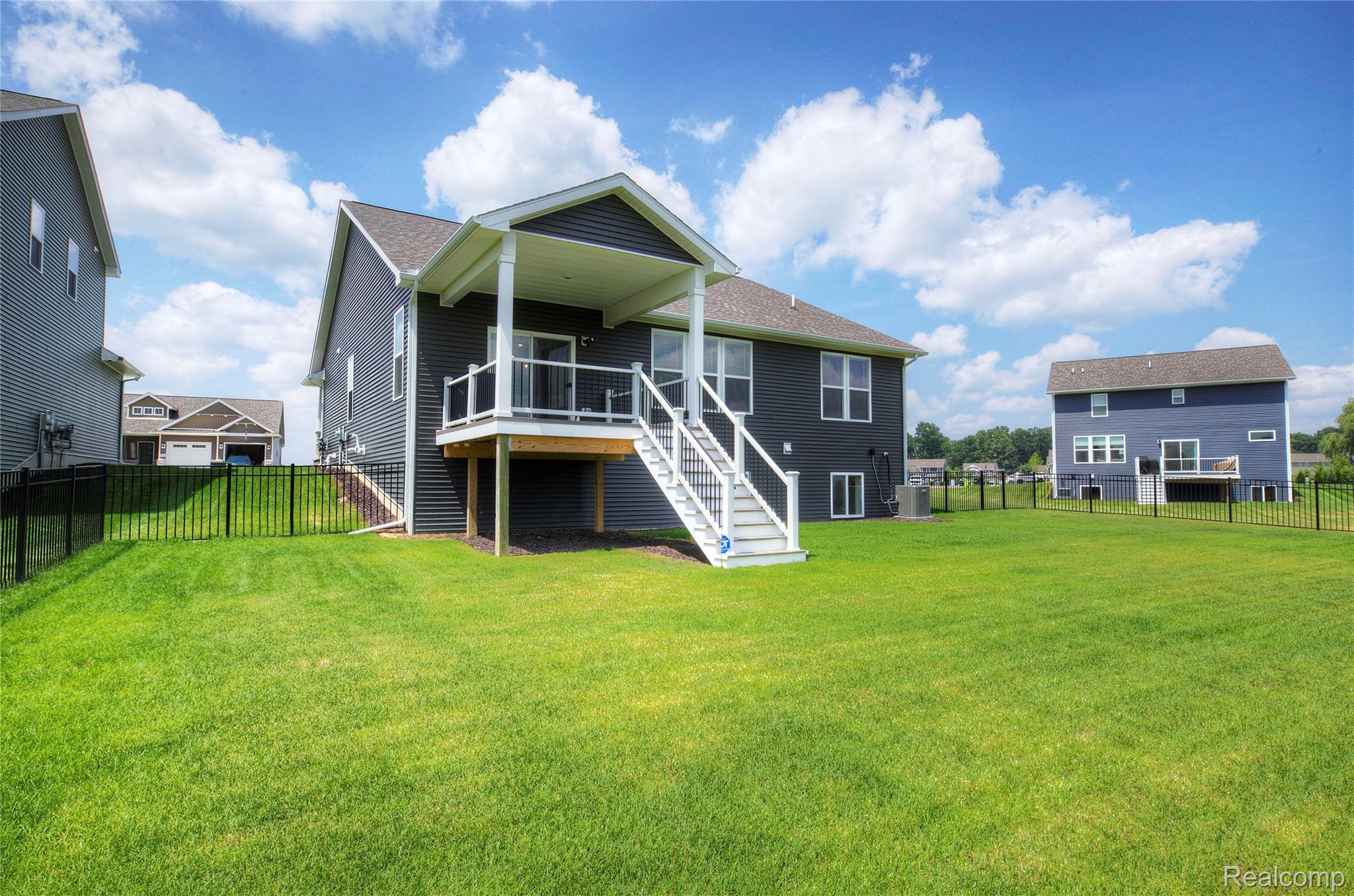 2131 Gambrel Lane