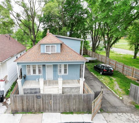 13714 Fenelon Street Hamtramck City MI 48212