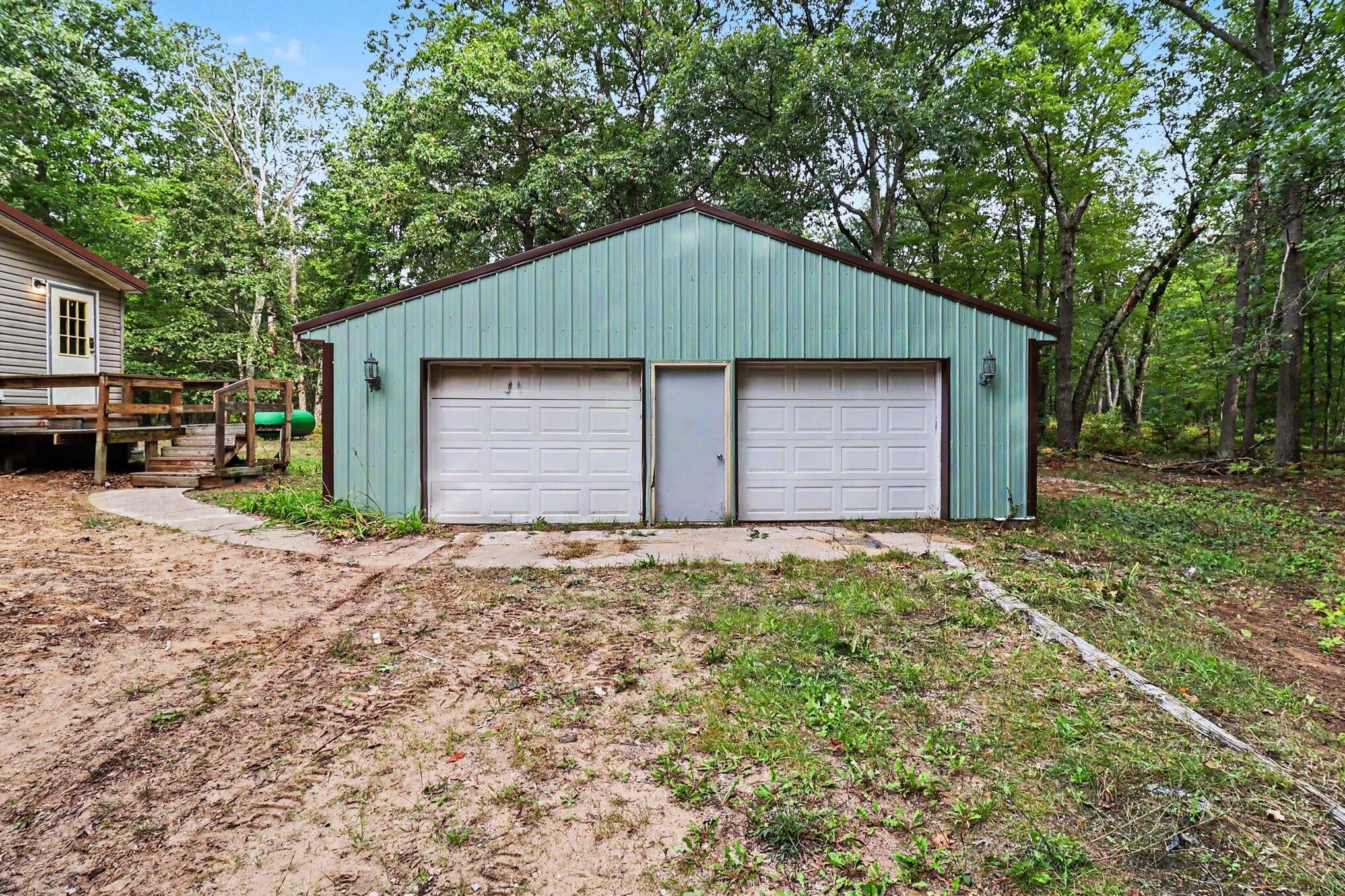 395 N Campbell Road