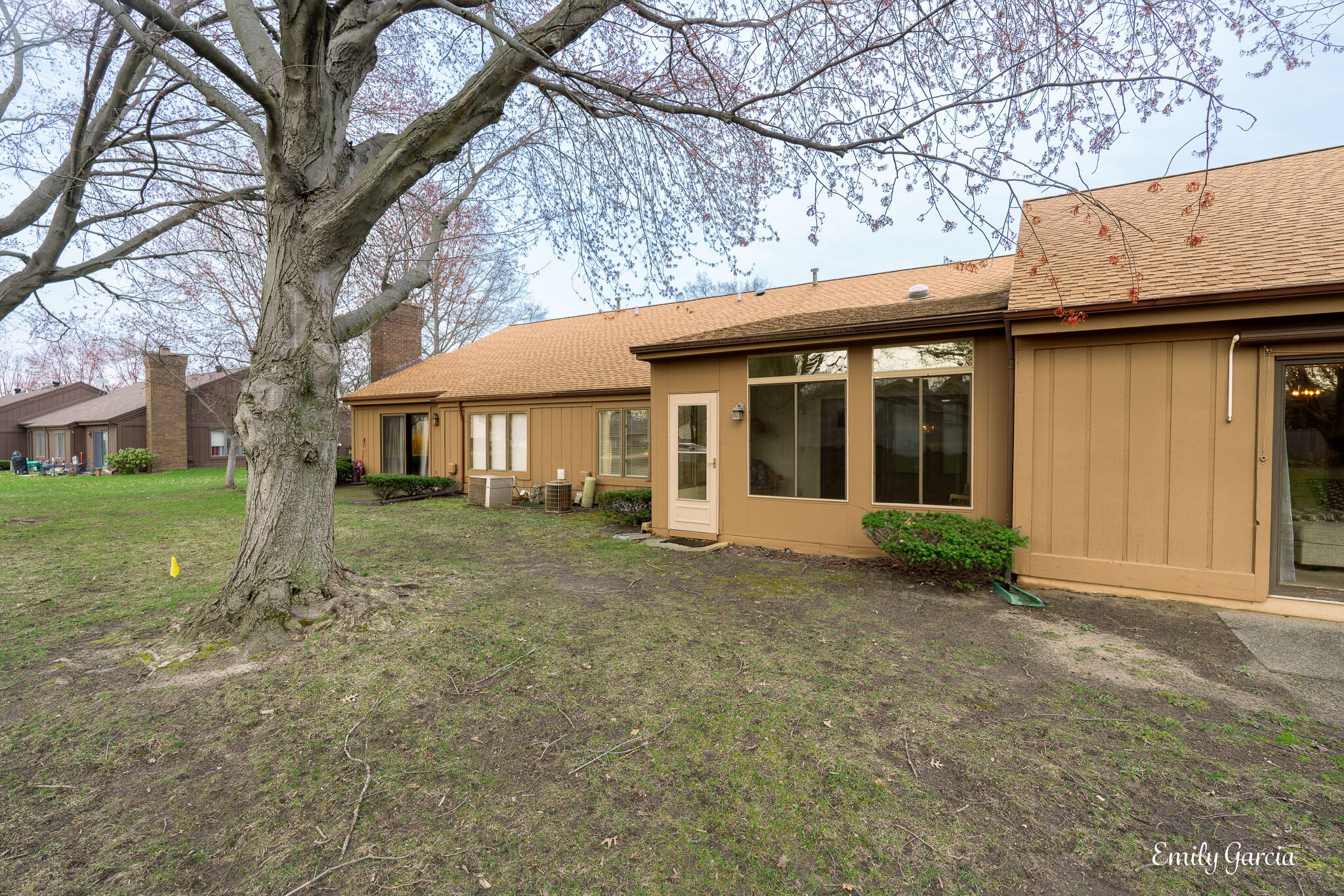 834 York Avenue