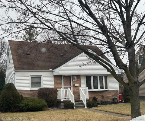 25534 Mackinac Street Roseville City MI 48066