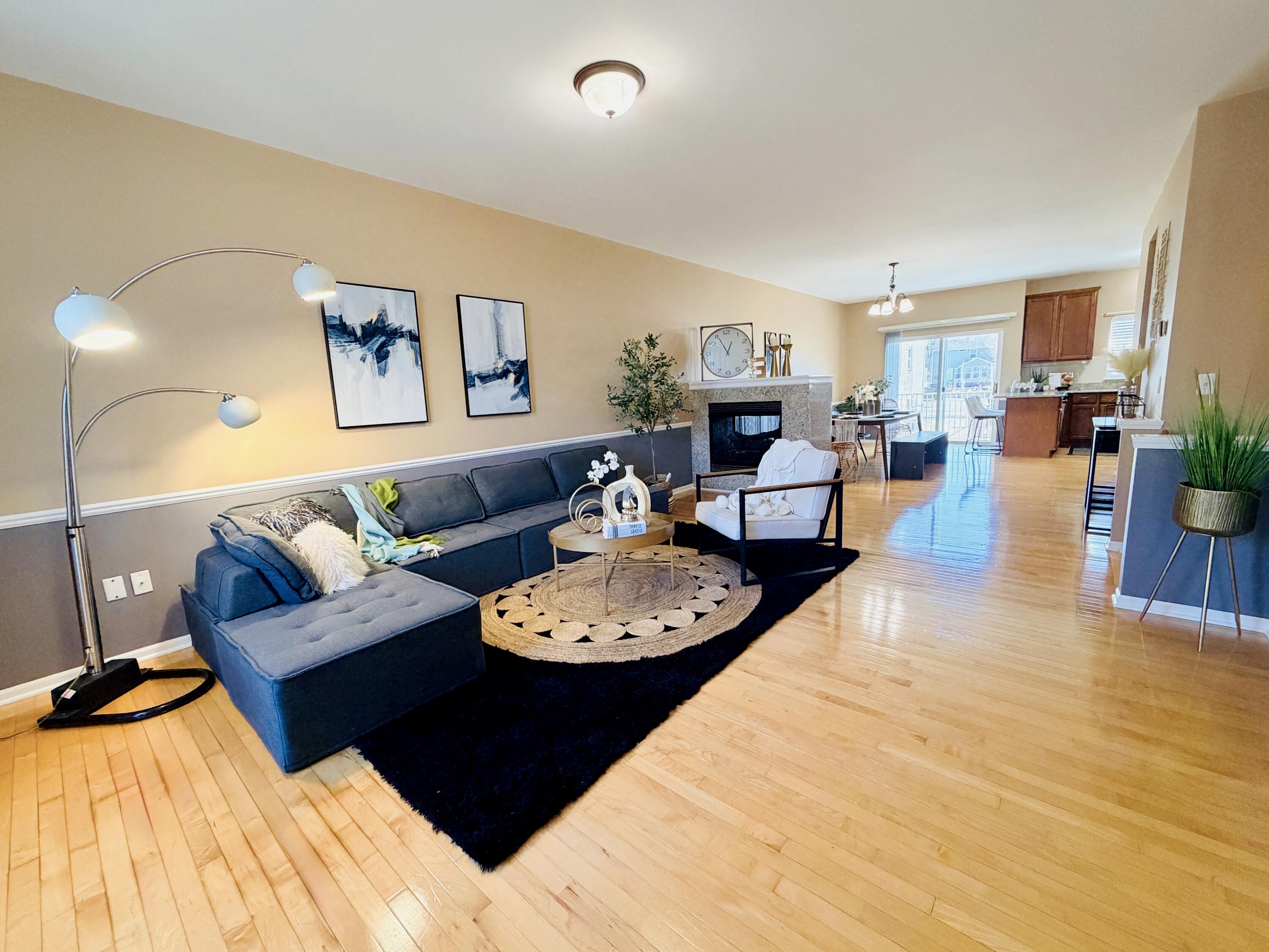 144 Center Boulevard