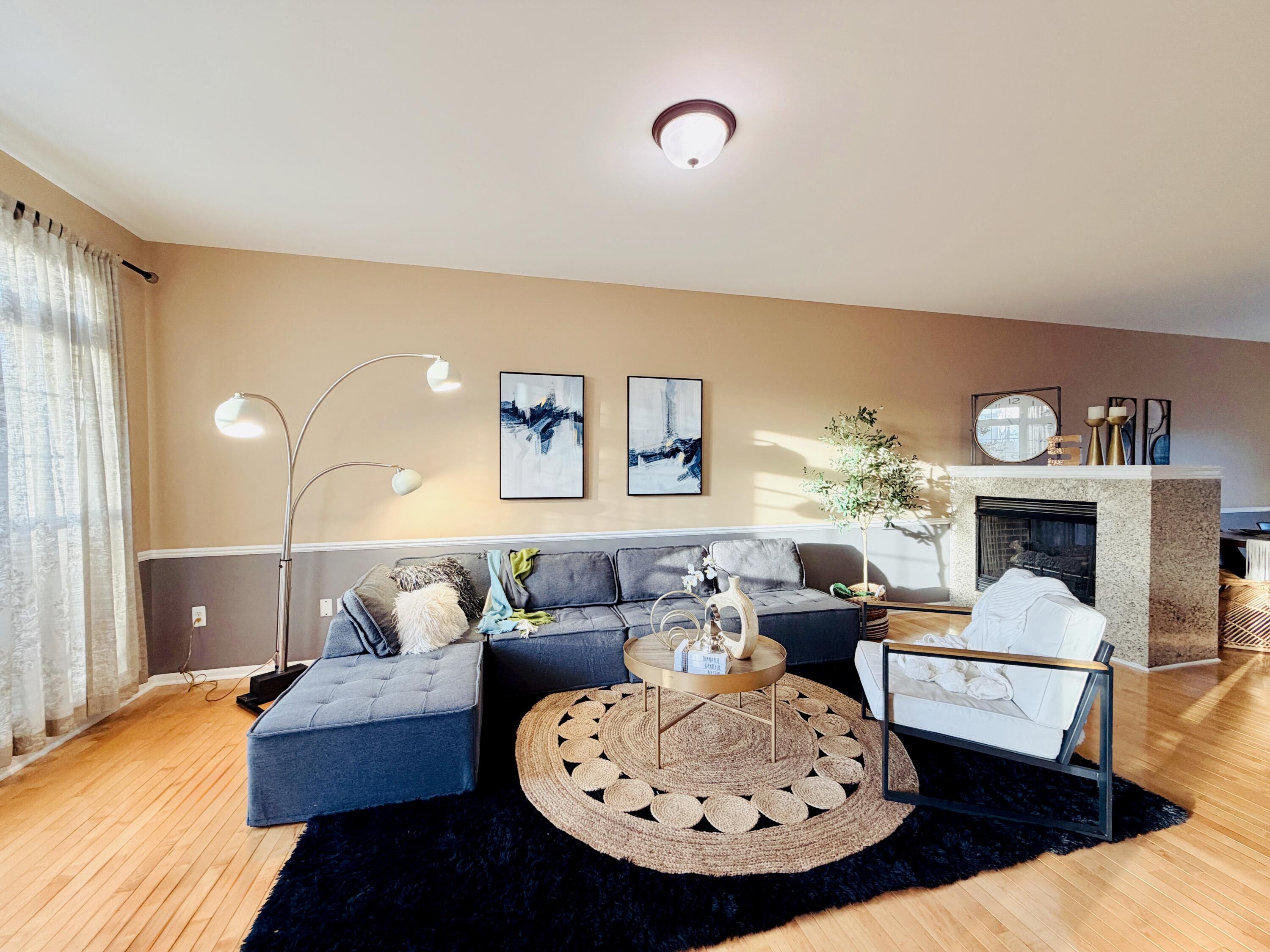 144 Center Boulevard