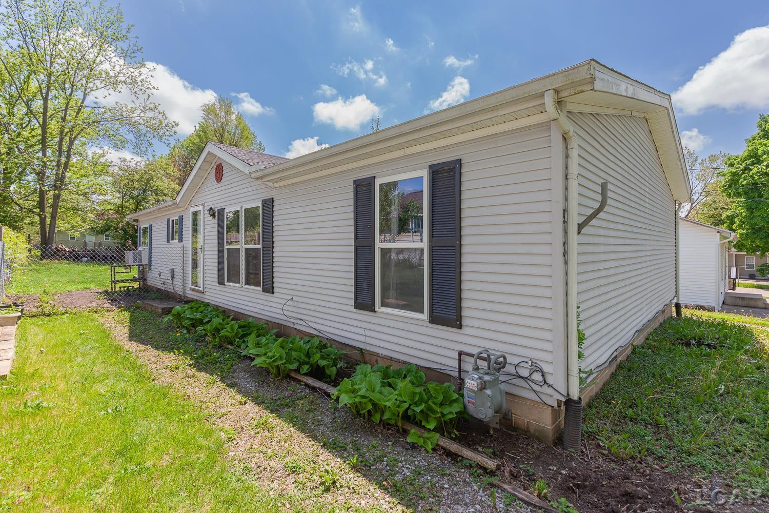 943 Howell Avenue
