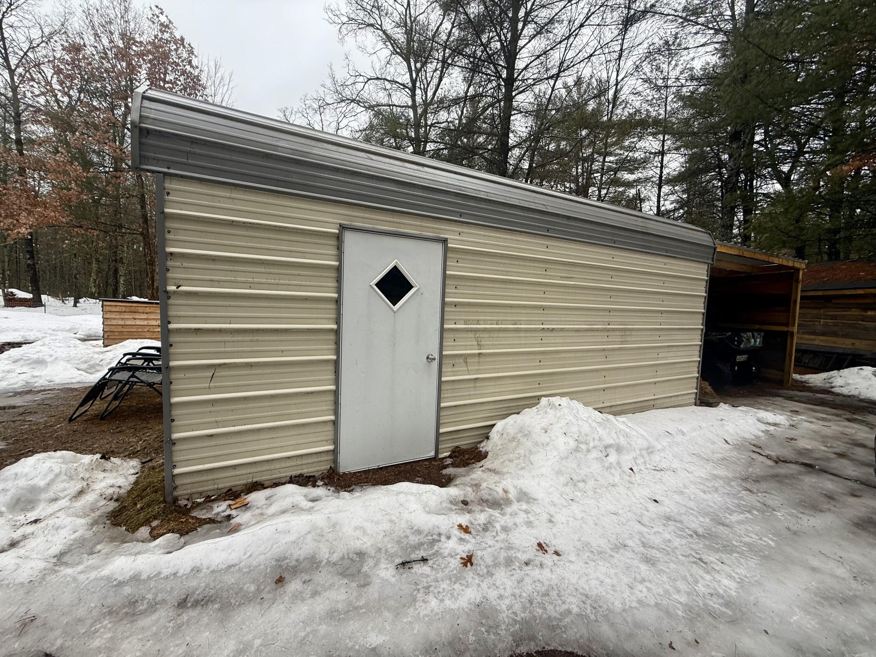 3833 E Creek Wood Drive