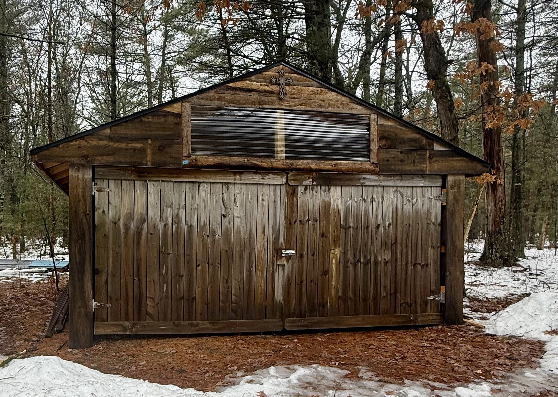 3833 E Creek Wood Drive