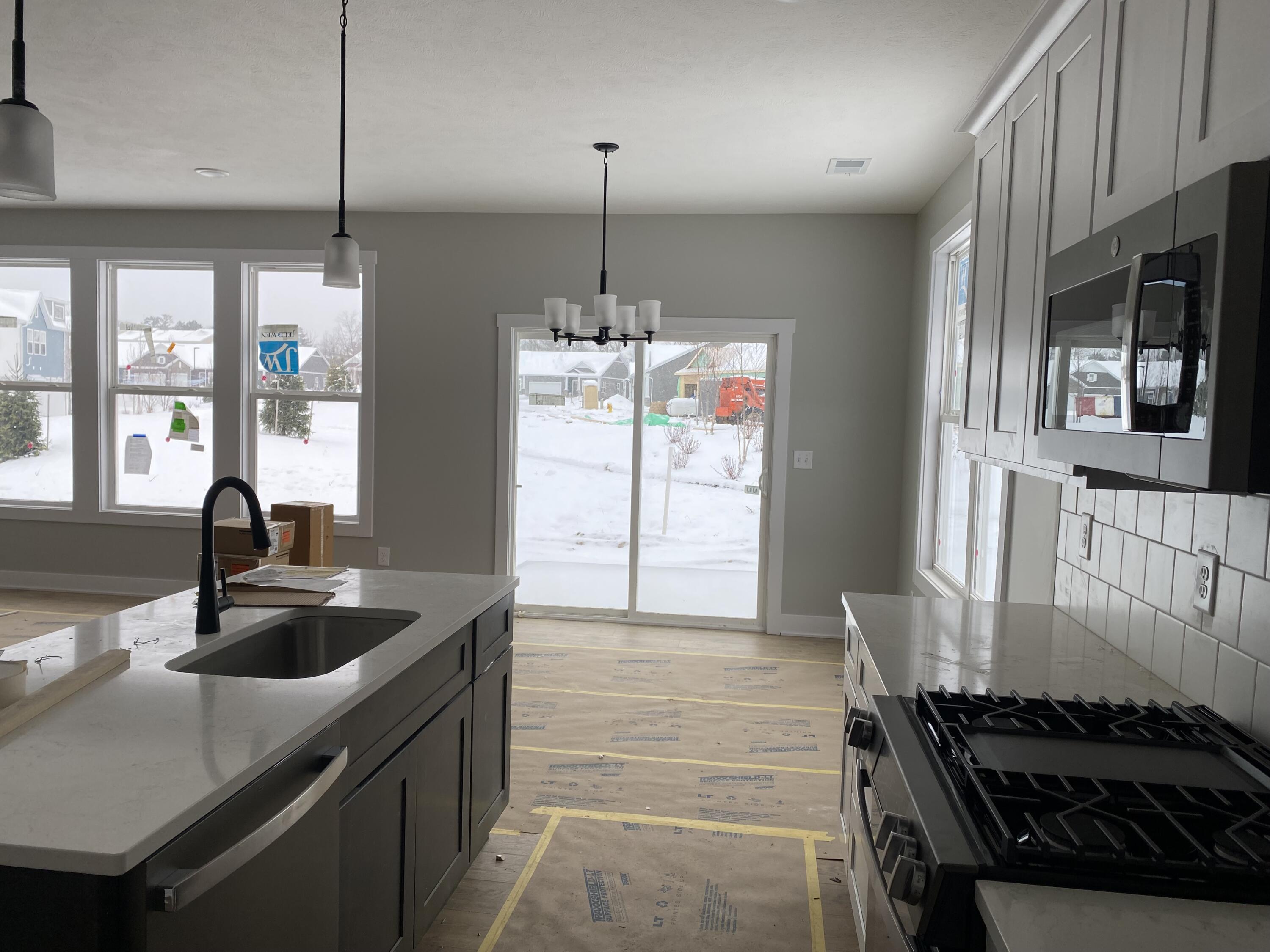 4235 Stratton Boulevard SE