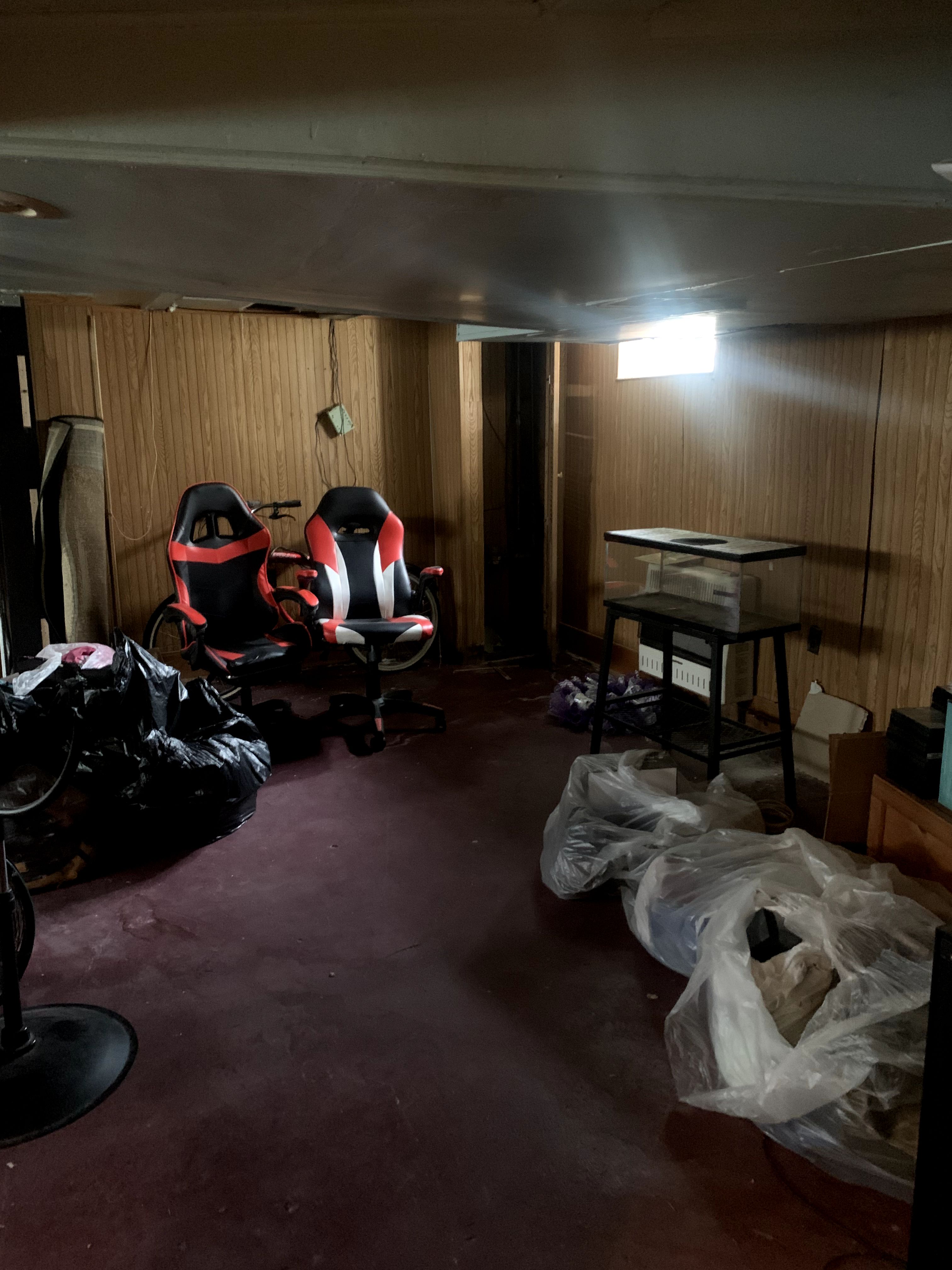 Detroit City Wayne, Michigan 48219, United States, 2 Bedrooms Bedrooms, ,2 BathroomsBathrooms,Residential,Pending,127053