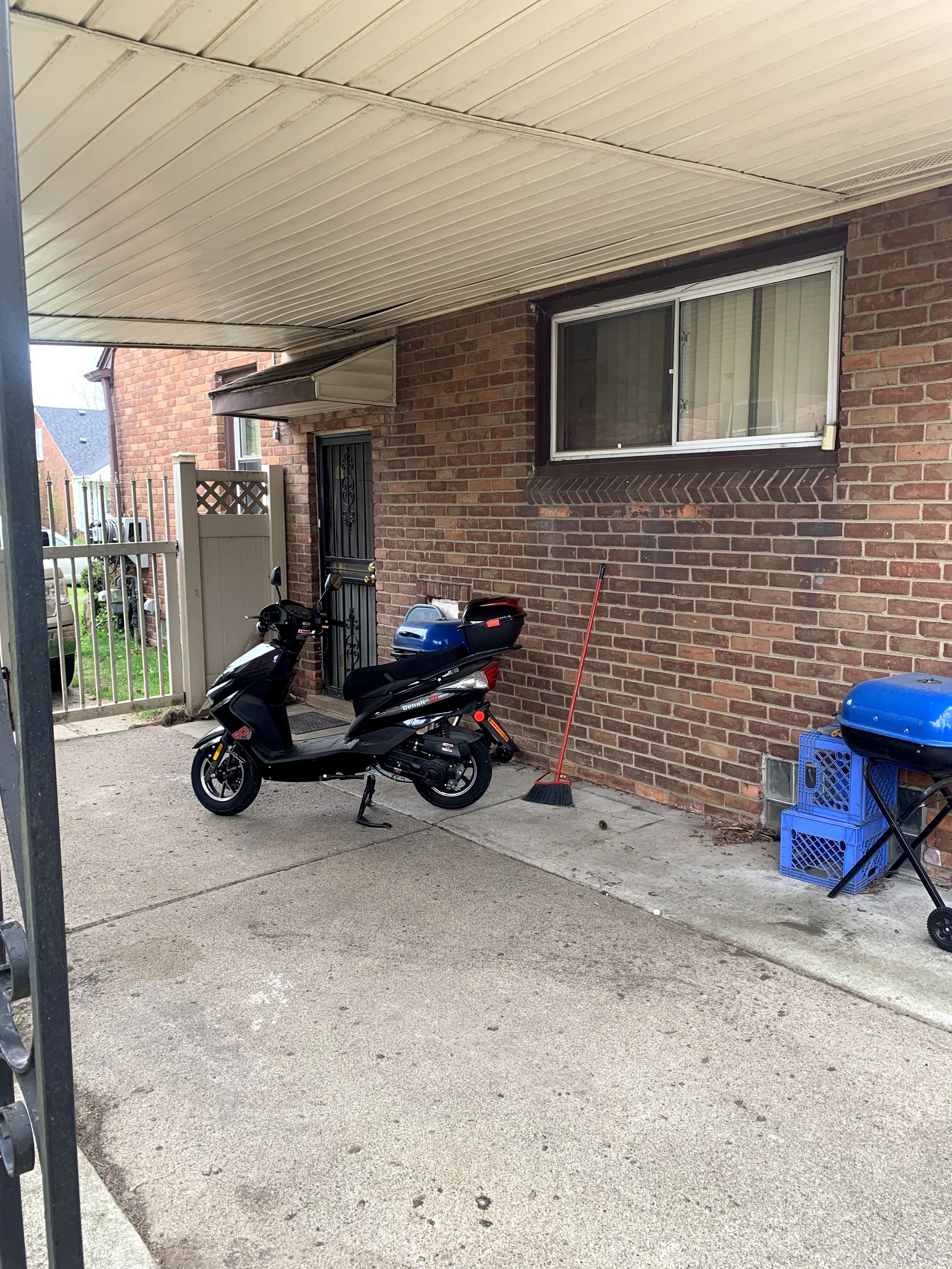 Detroit City Wayne, Michigan 48219, United States, 2 Bedrooms Bedrooms, ,2 BathroomsBathrooms,Residential,Pending,127053