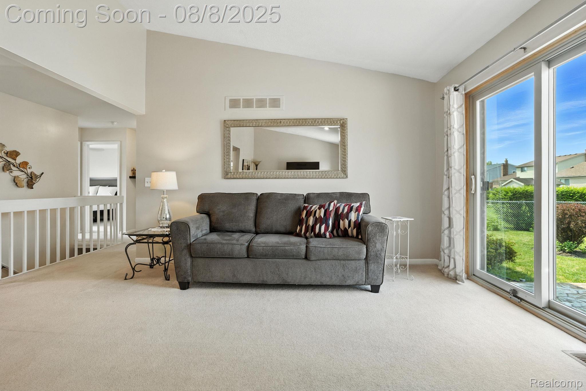 42393 Royal Lane