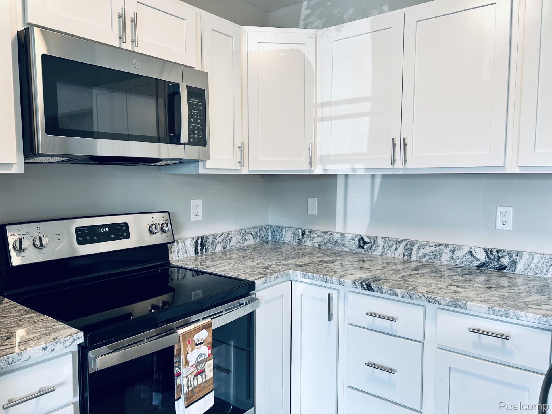 25323 Potomac Drive 2