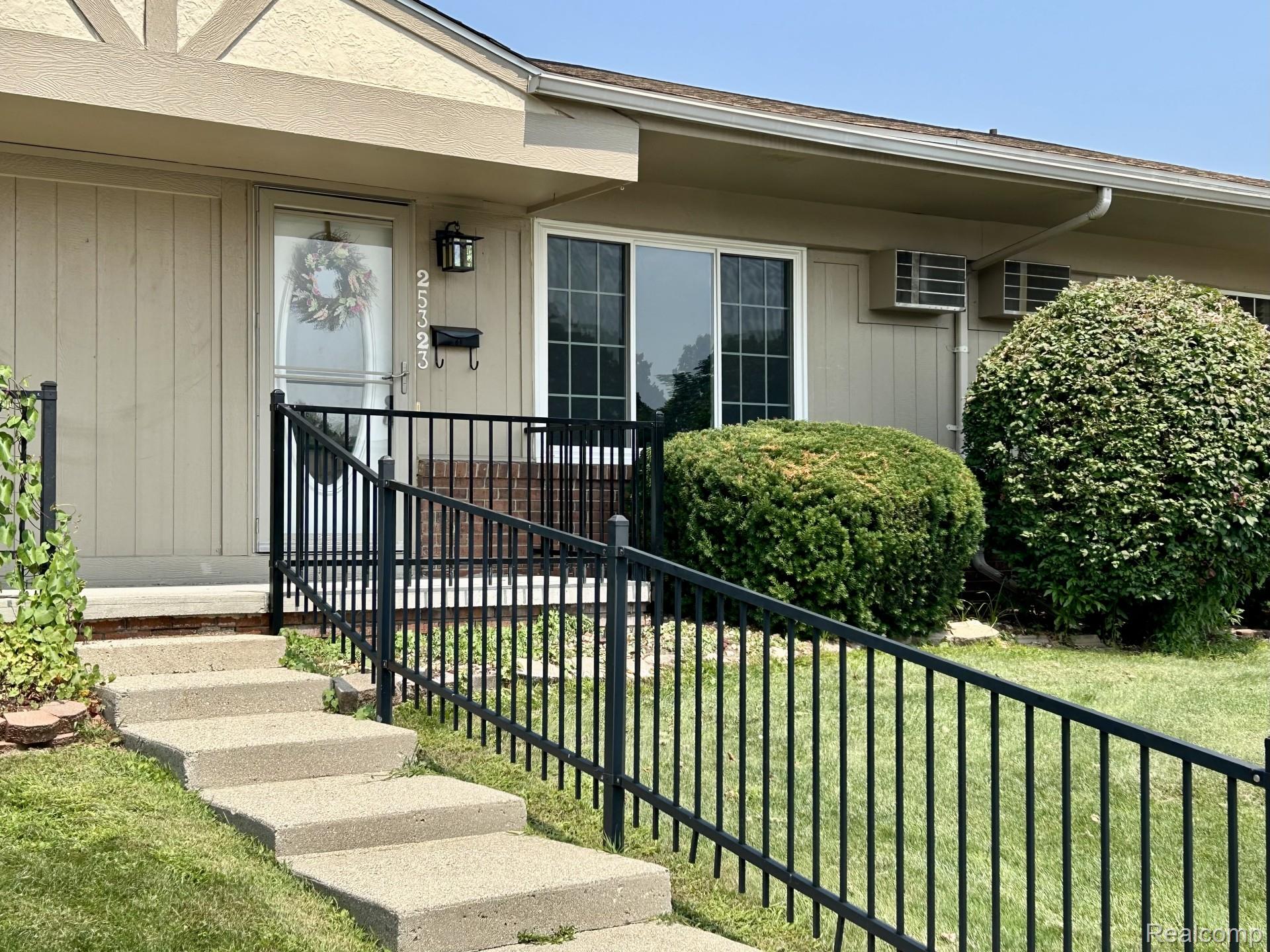 25323 Potomac Drive 2