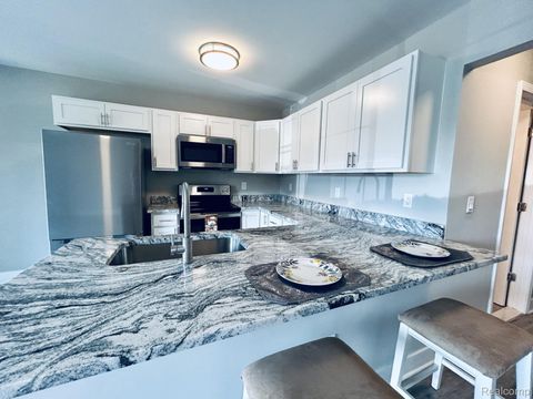 25323 Potomac Drive 2 South Lyon City MI 48178