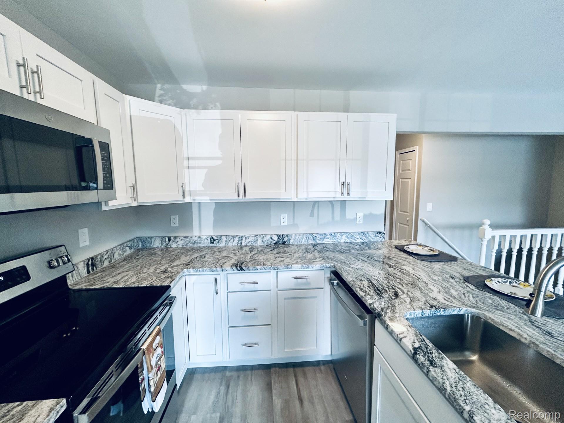 25323 Potomac Drive 2