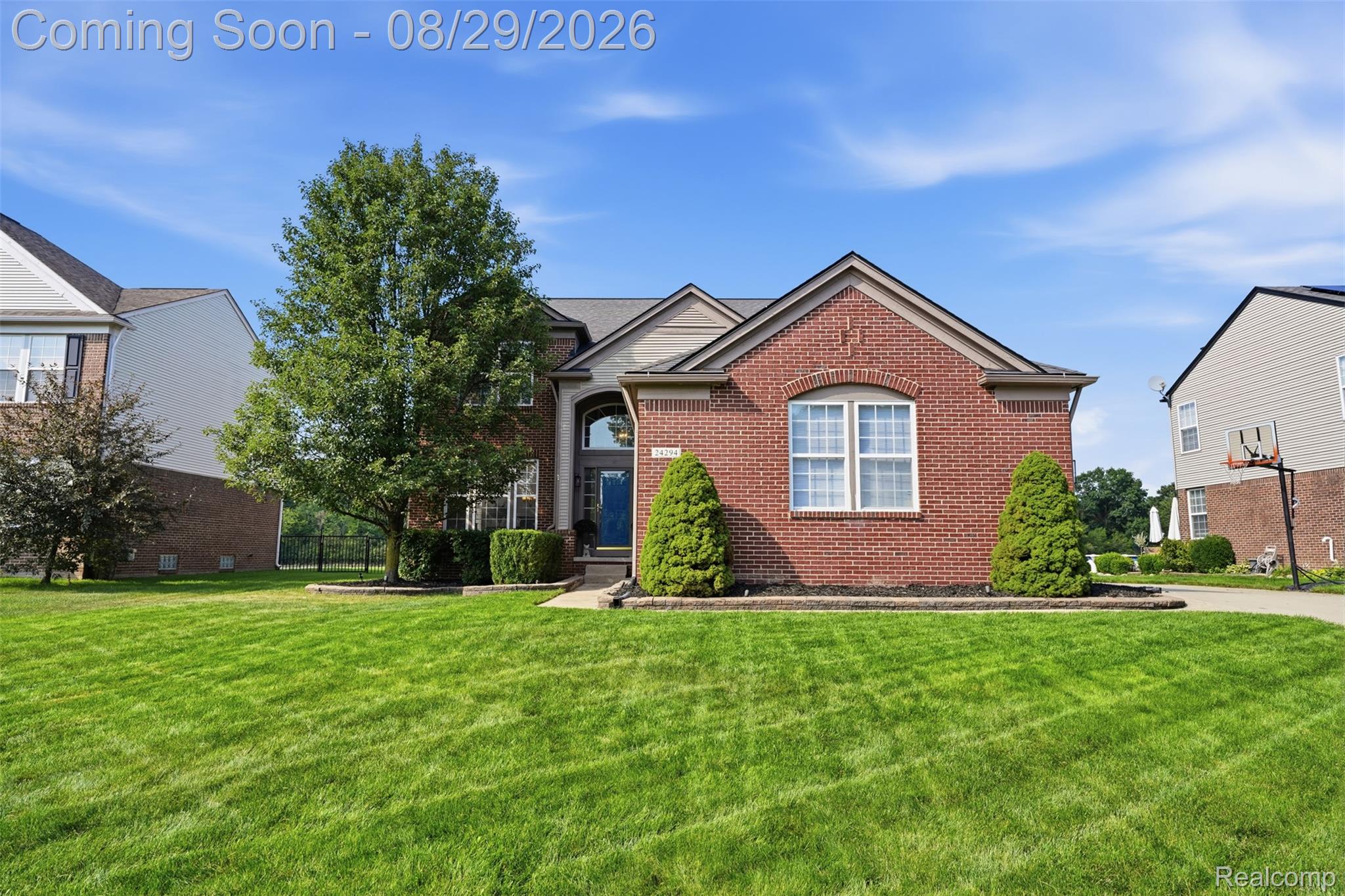 24294 Summer Lane