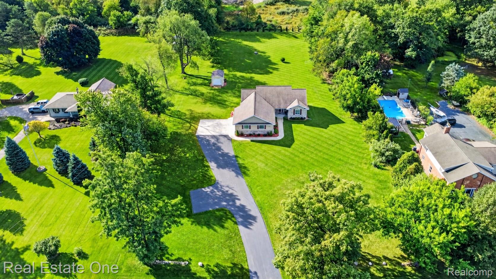 10152 Oakhill Road