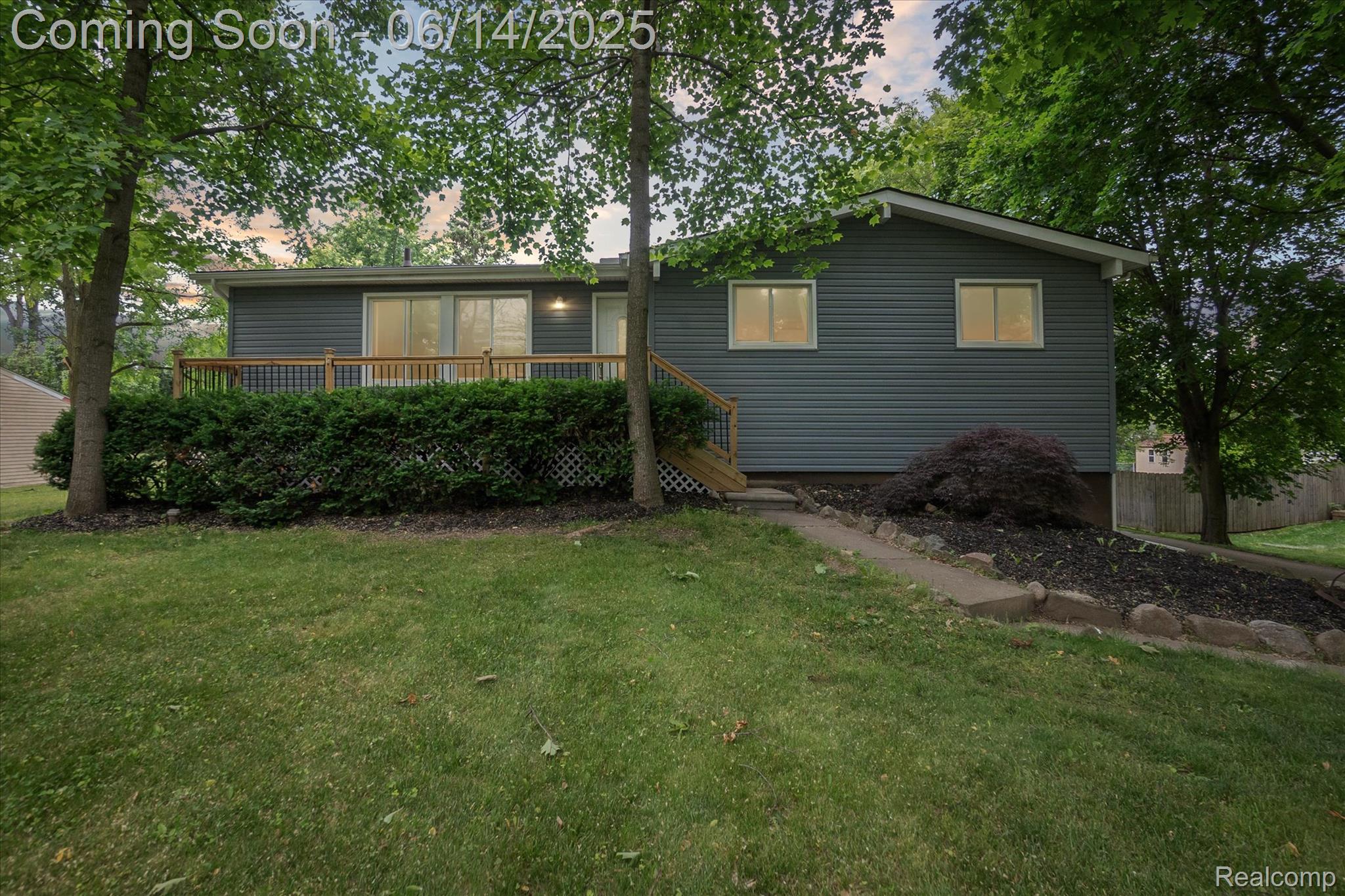 2844 Rose Center Road