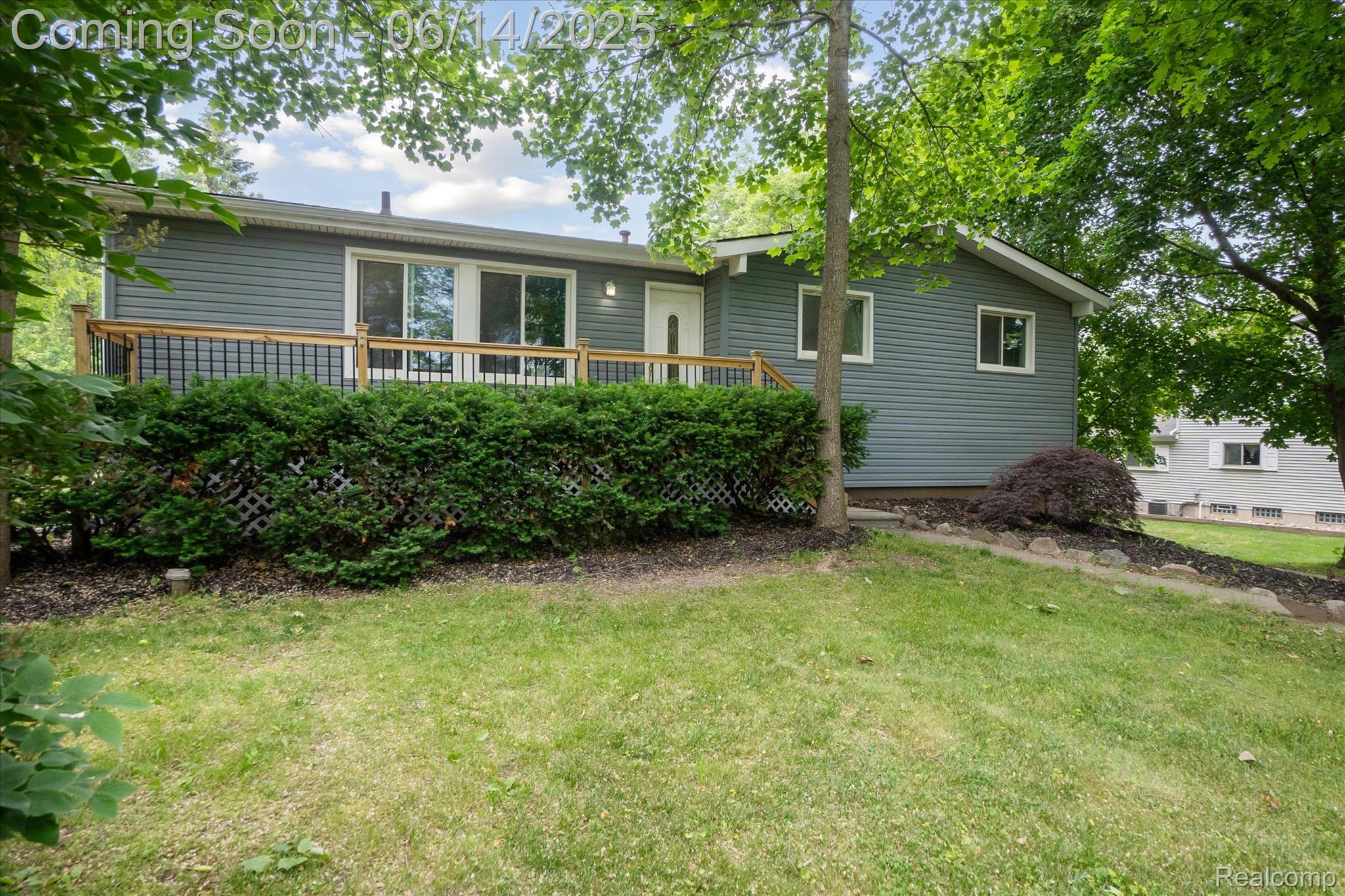 2844 Rose Center Road