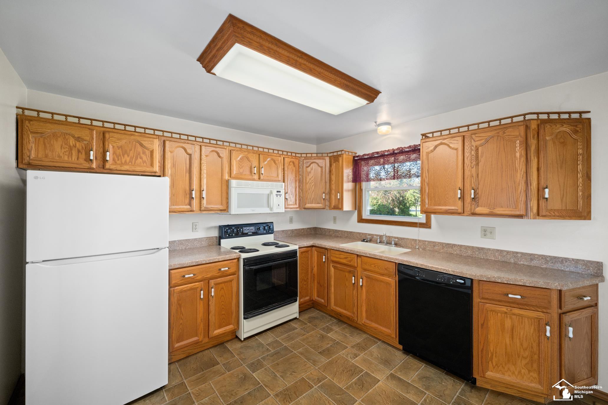 826 S Raisinville Road