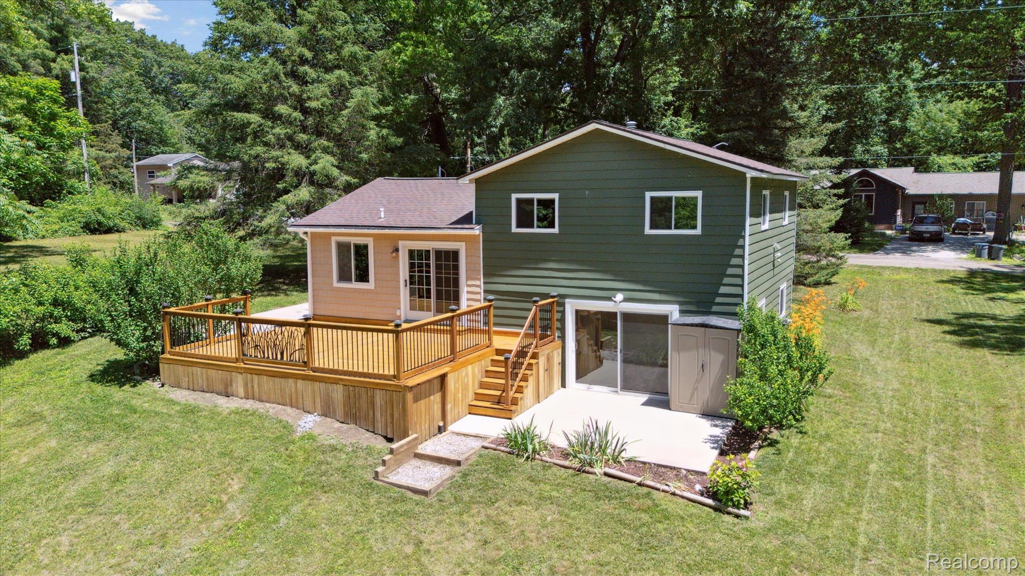 15279 Outer Drive