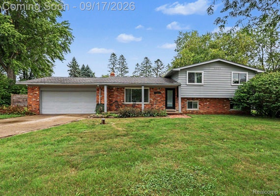 13451 N FENTON RD, FENTON, MI 48430 - Image 56fd29bcd96f52911a727f7779d38c21/1730097659