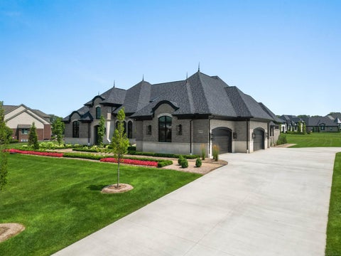 Tiny photo for 61570 Cotswold Drive, Washington Township, MI 48094 (MLS # 58050225441)