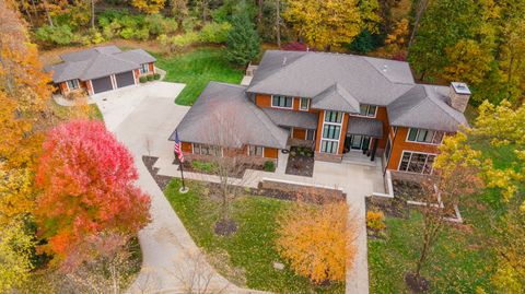 2323 Shelter Pointe Drive Kalamazoo City MI 49008