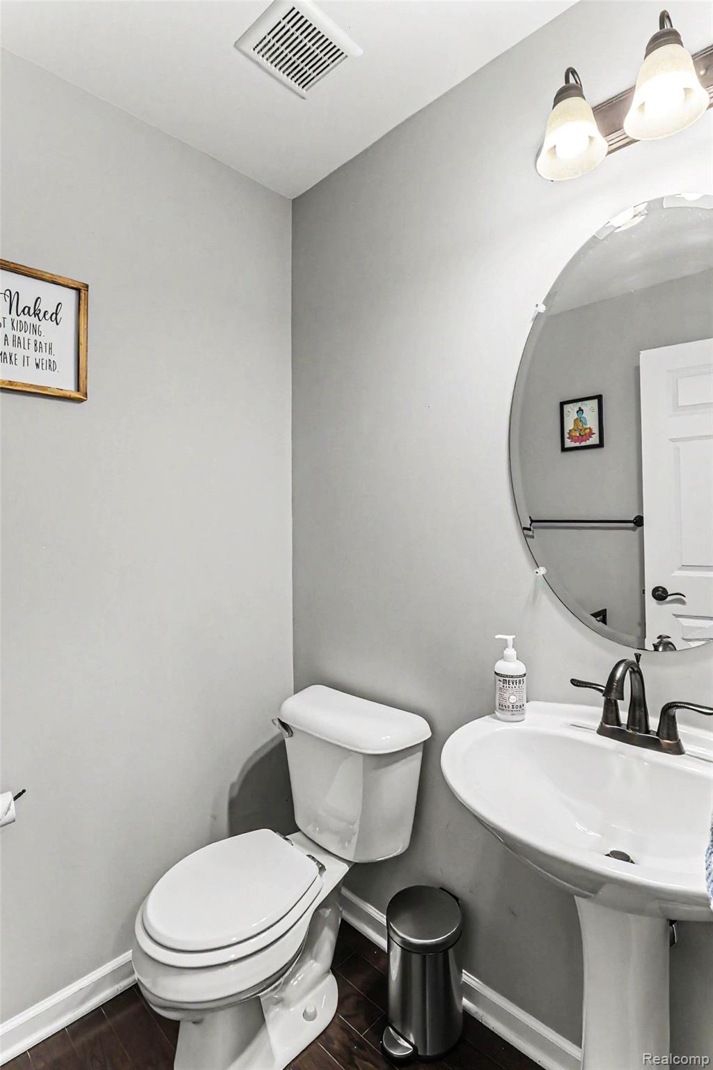 7558 Abigail Dr