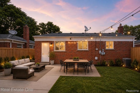 Tiny photo for 24337 Courtland Avenue, Eastpointe City, MI 48021 (MLS # 20261069334)