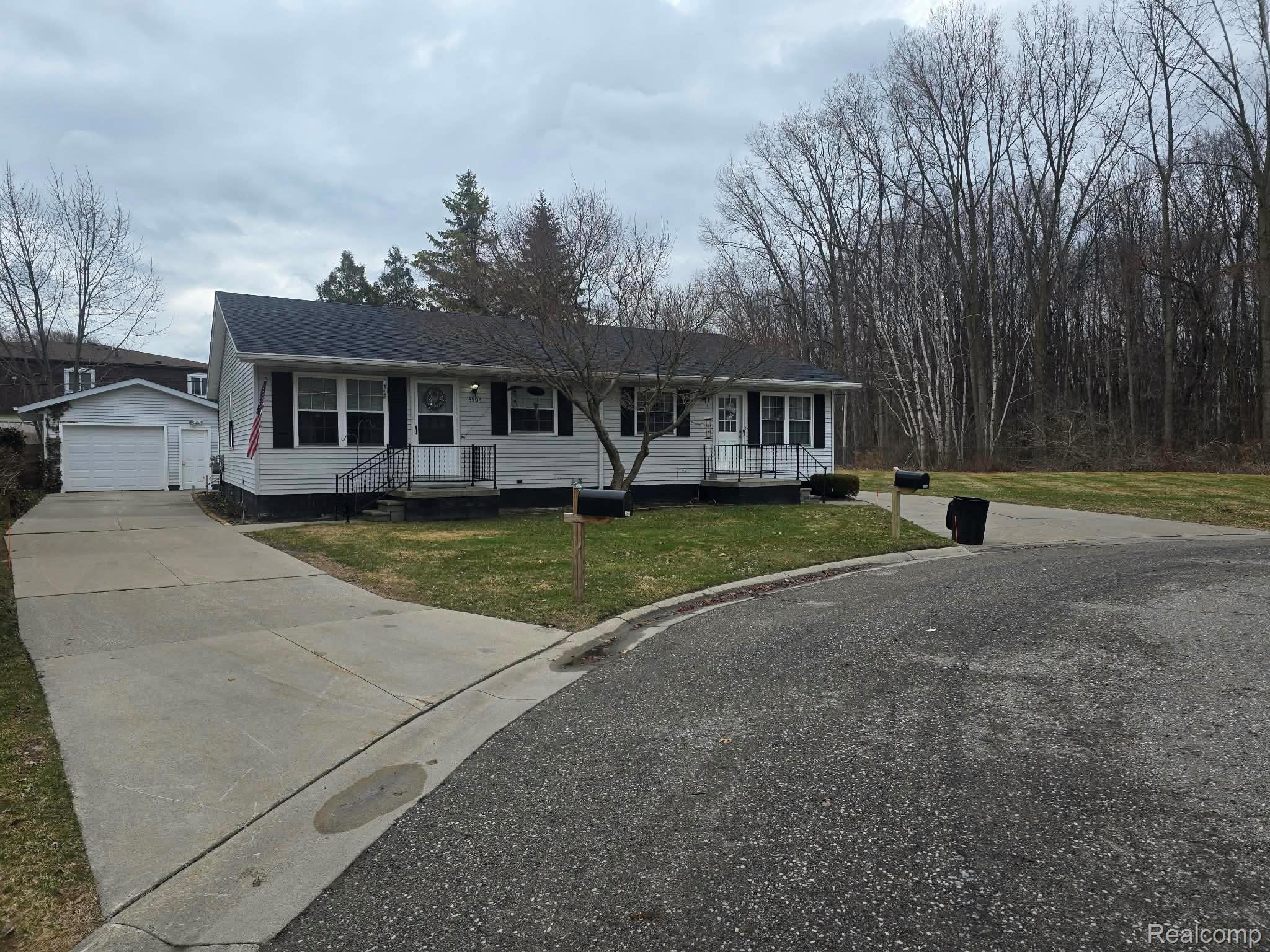 3506 Holland Park Lane