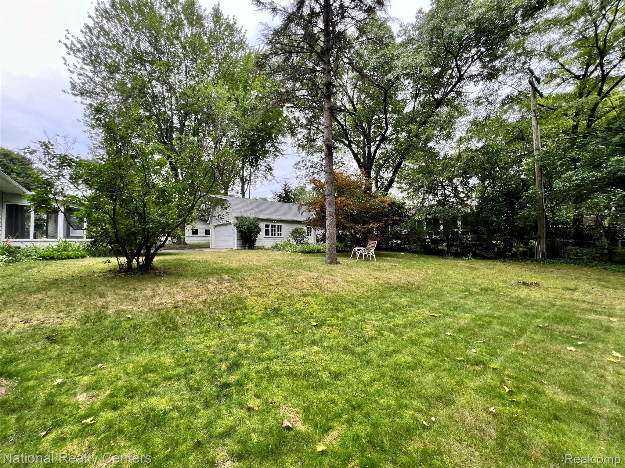1739 Weymouth Street