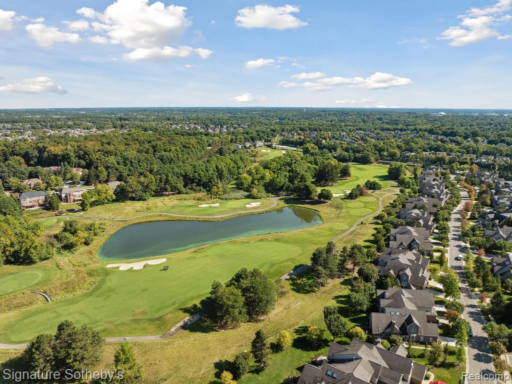 44634 N Broadmoor Circle