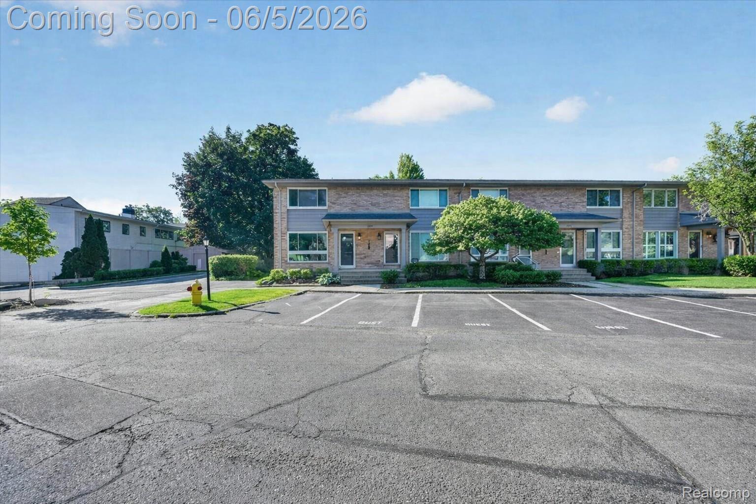 1035 N Old Woodward Avenue 1