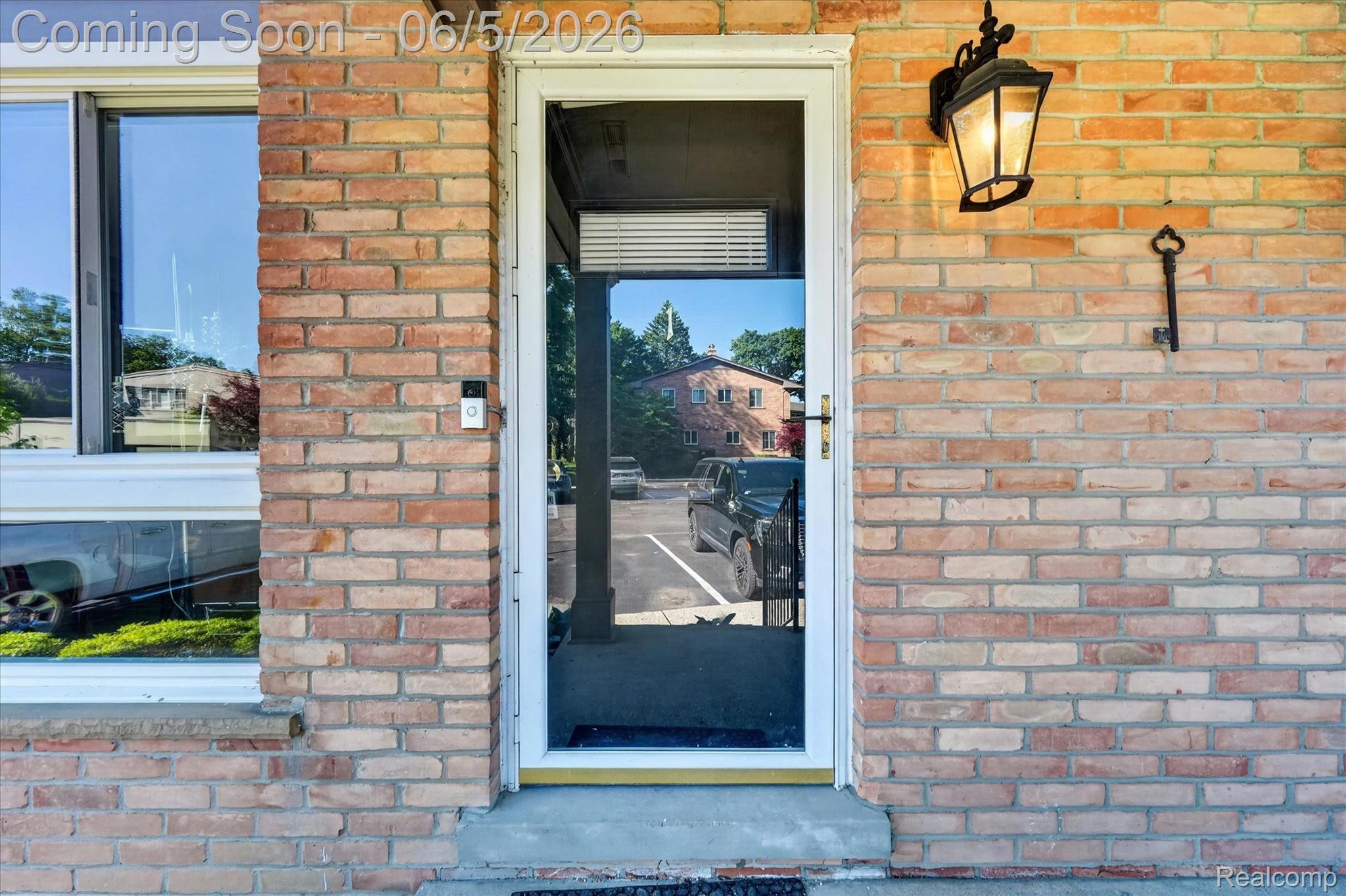 1035 N Old Woodward Avenue 1