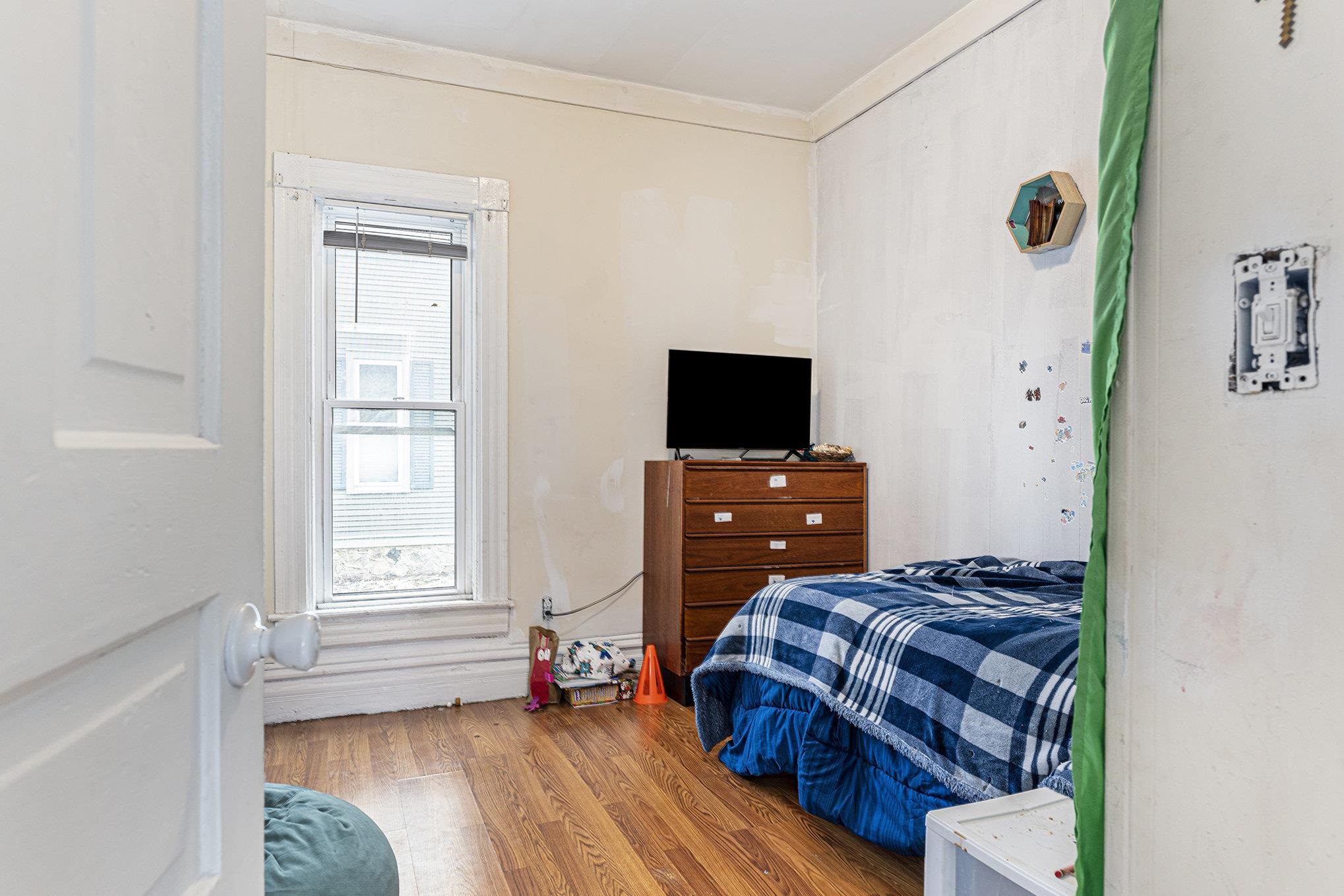 630 W Eighth