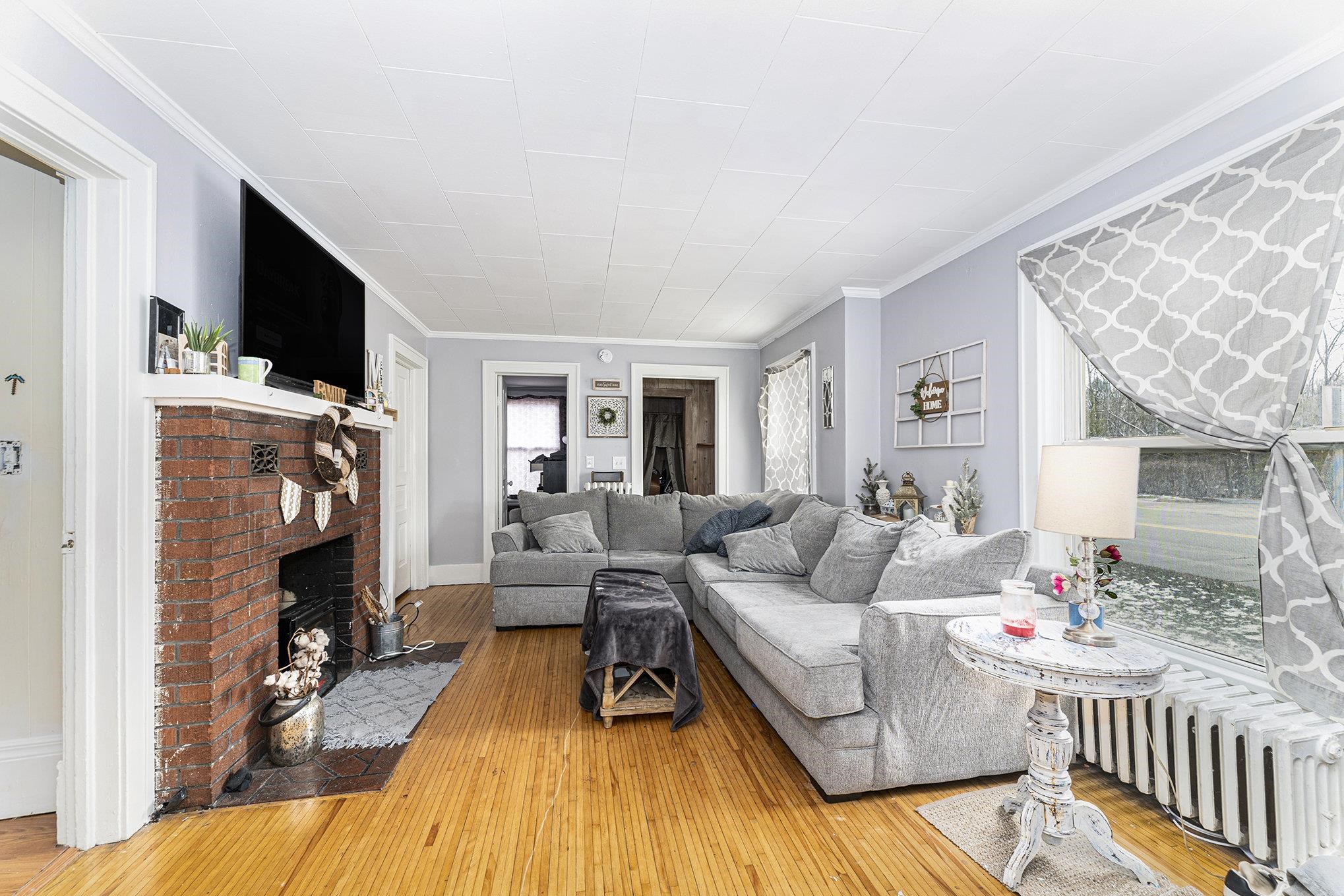 630 W Eighth