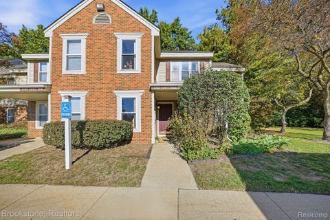 Photo of 1723 Melville Drive, Rochester Hills City, MI 48307 (MLS # 20261082801)