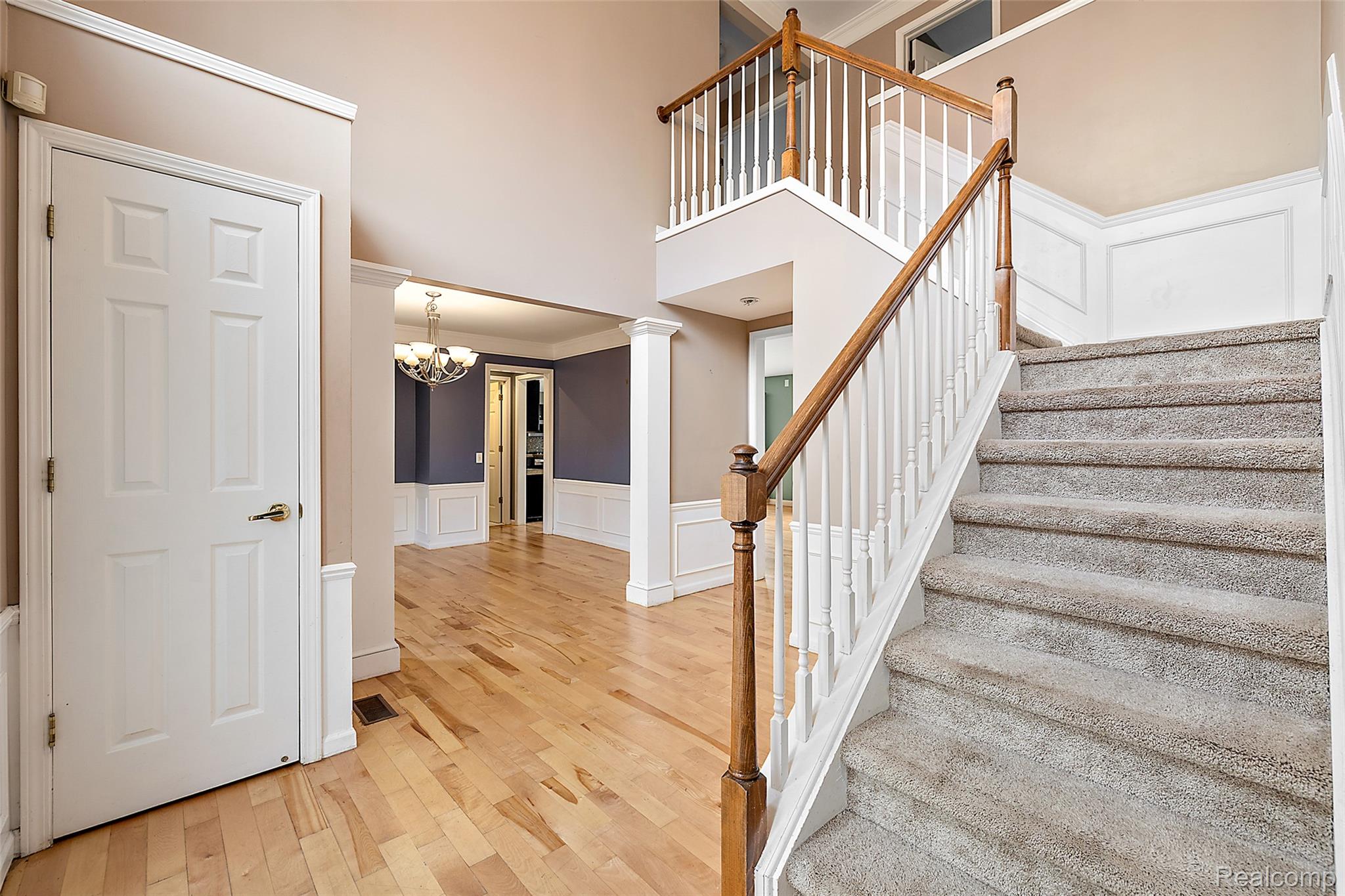 5699 Applegrove Drive