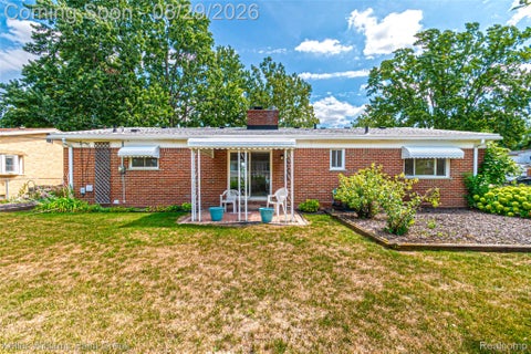 Tiny photo for 11534 Briarcliff Drive, Warren City, MI 48093 (MLS # 20261068598)