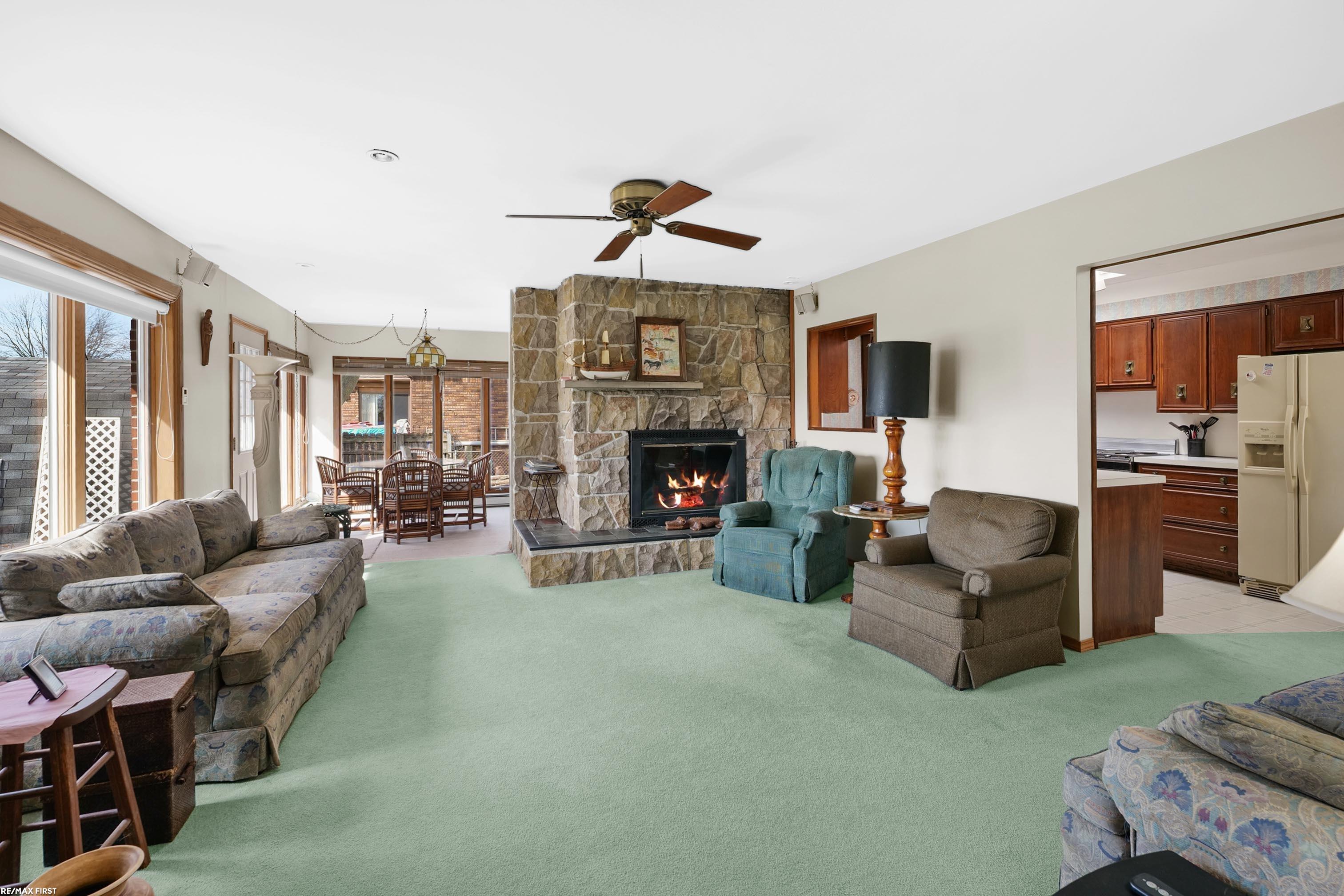 41589 Windmill Street