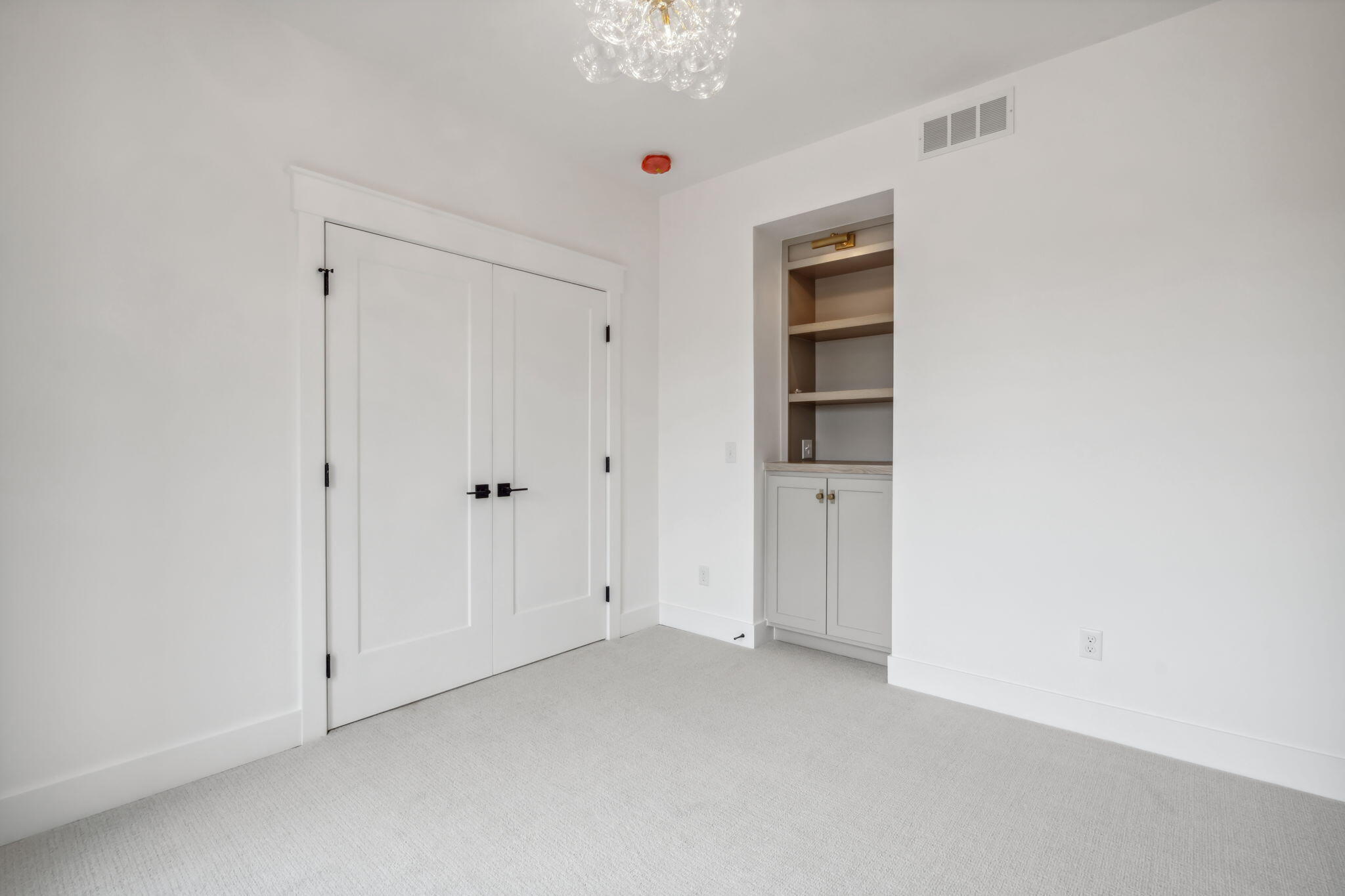 3435 Fulton Street NE